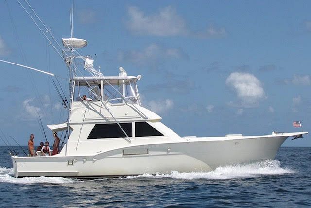 Chartering a boat in Tampa Bay