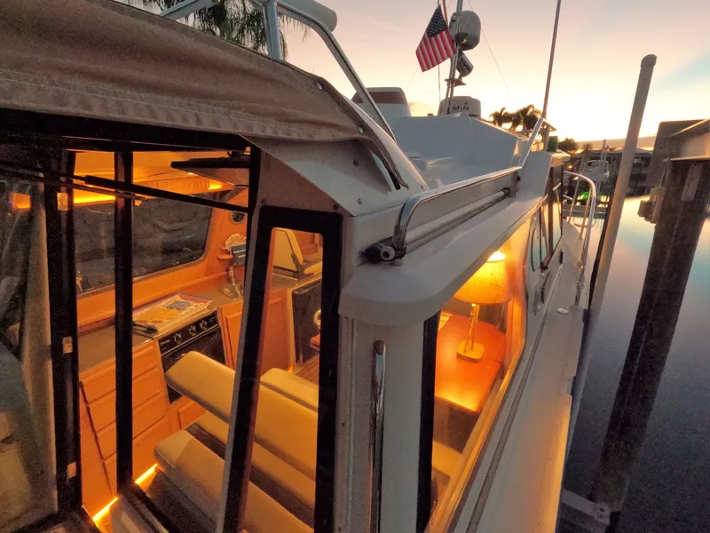 2015 Ranger Tugs R-29 S