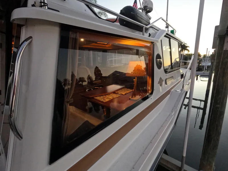 2015 Ranger Tugs R-29 S