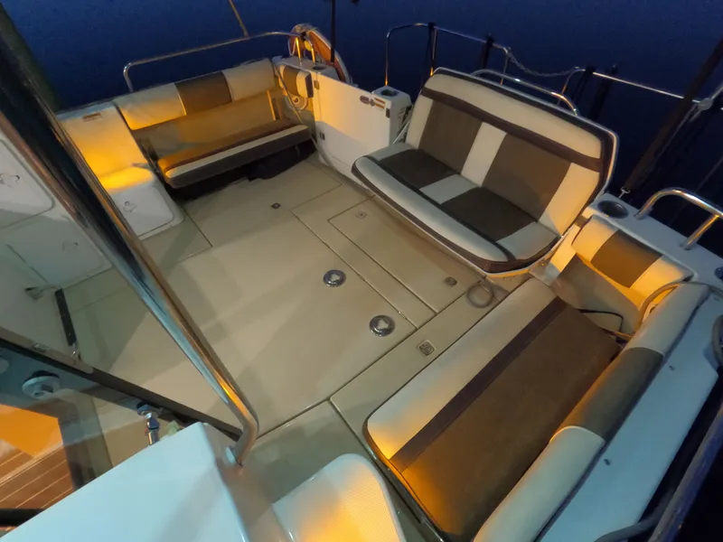 2015 Ranger Tugs R-29 S