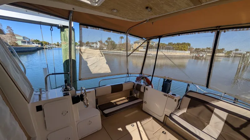 2015 Ranger Tugs R-29 S