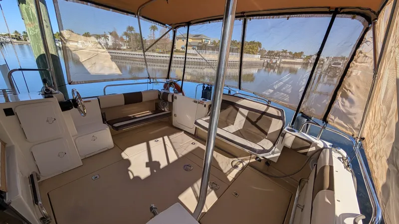 2015 Ranger Tugs R-29 S