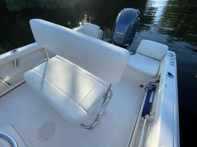 2021 Grady-White Fisherman 180
