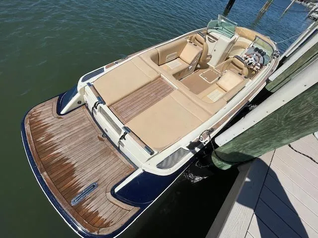 2011 Chris-Craft Launch 25