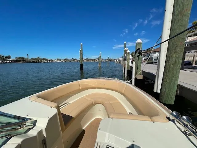 2011 Chris-Craft Launch 25