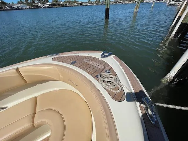2011 Chris-Craft Launch 25