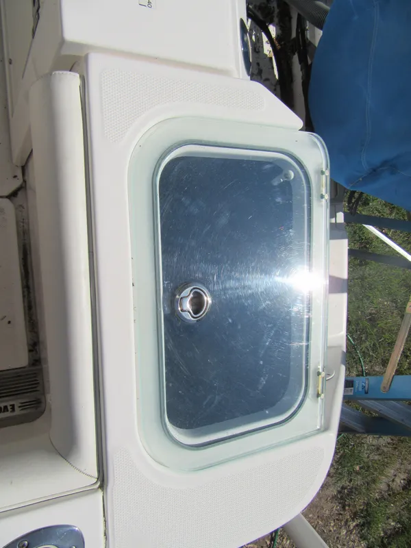 2017 Everglades 255 Center Console boat storage compartment.