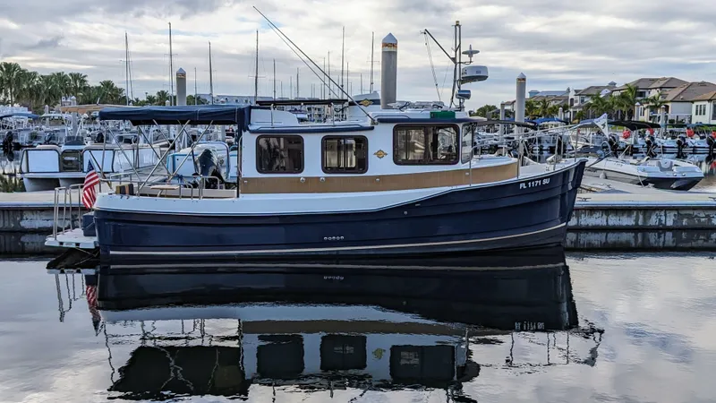 2014 Ranger Tugs R-27