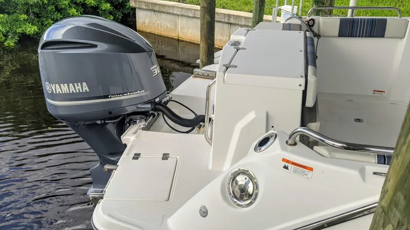 2017 Cutwater C-242 Sport Coupe