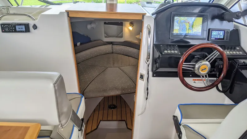 2017 Cutwater C-242 Sport Coupe