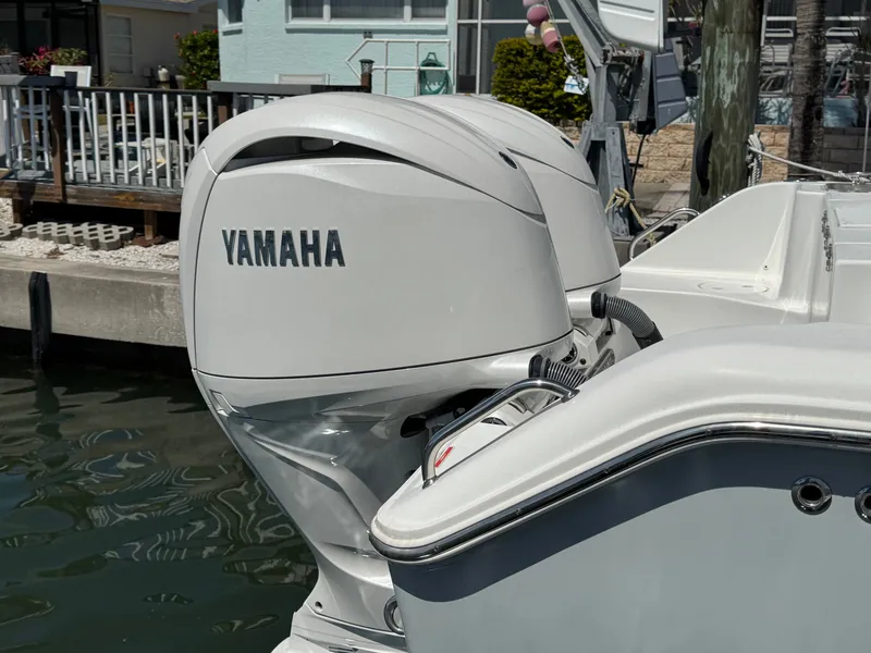 Yamaha outboard motor on a 2024 Sea Hunt Gamefish 25 boat.