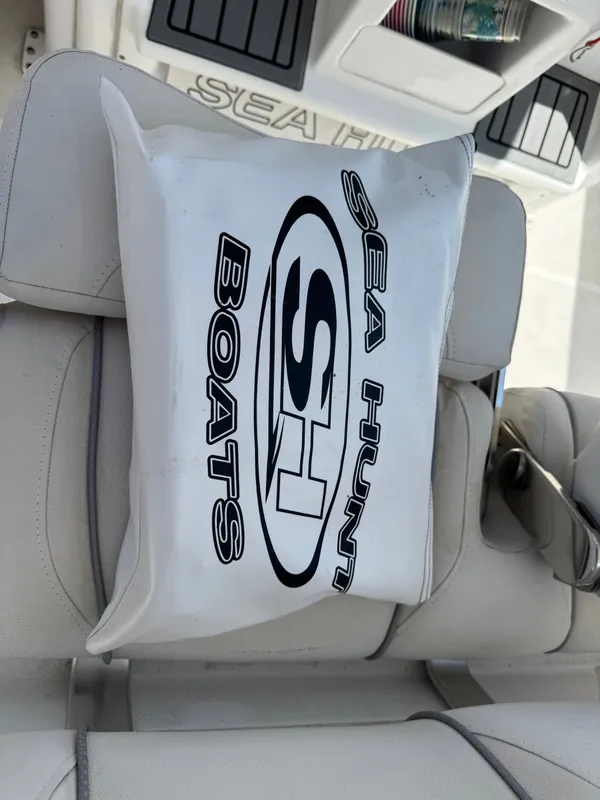 Sea Hunt Gamefish 25 boat cushion, 2024 model.