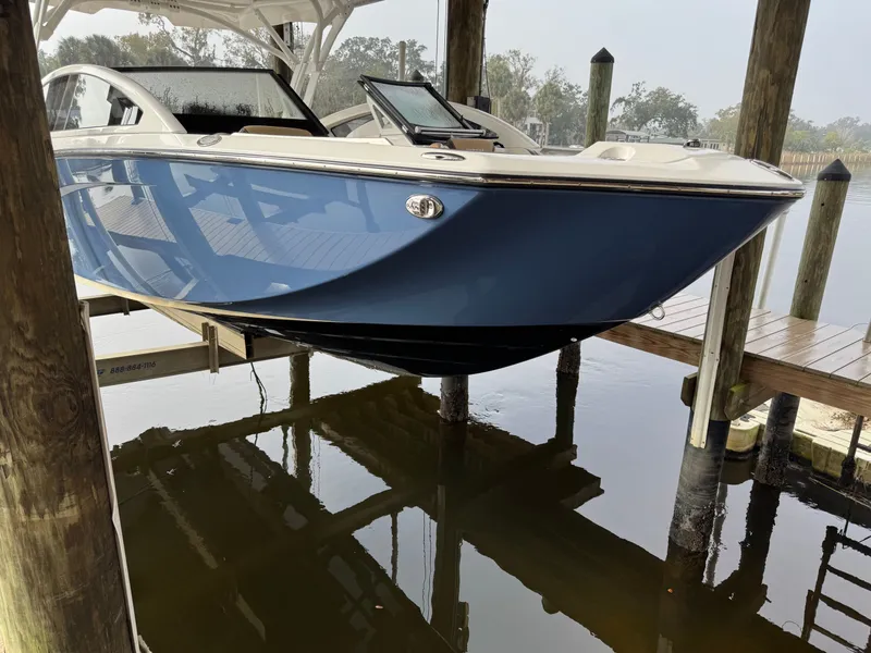 2023 Yamaha Boats 275SDX