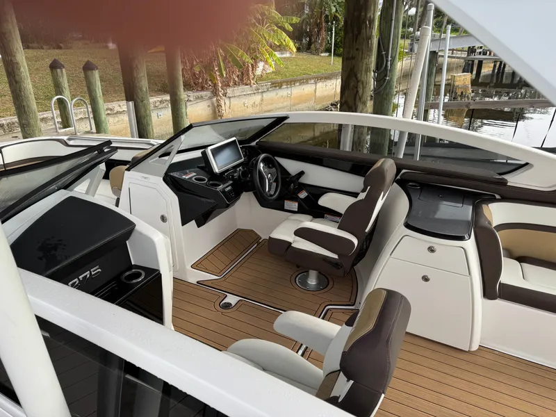 2023 Yamaha Boats 275SDX