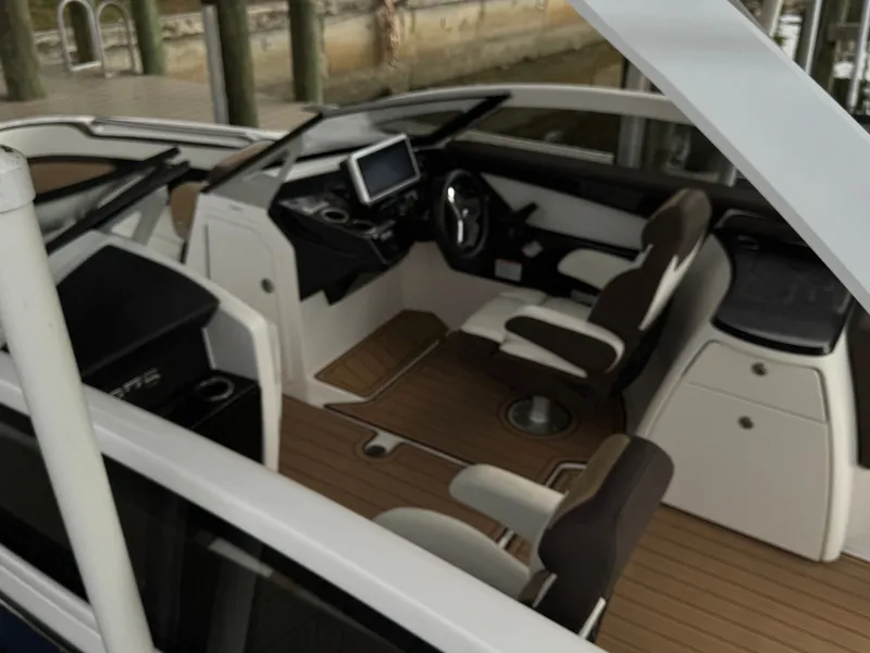 2023 Yamaha Boats 275SDX