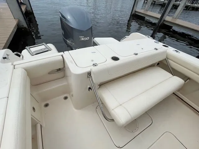 2018 Grady-White Freedom 235