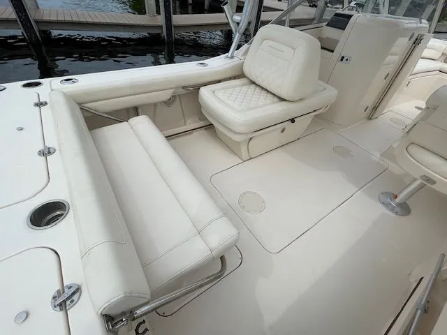 2018 Grady-White Freedom 235