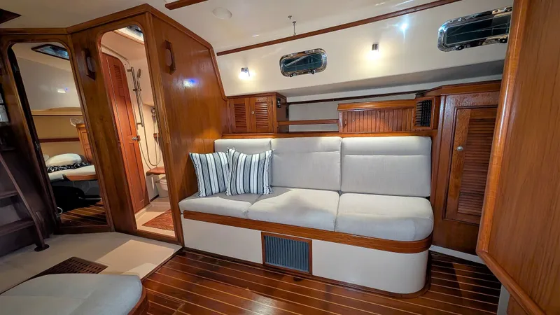 1998 Island Packet 40