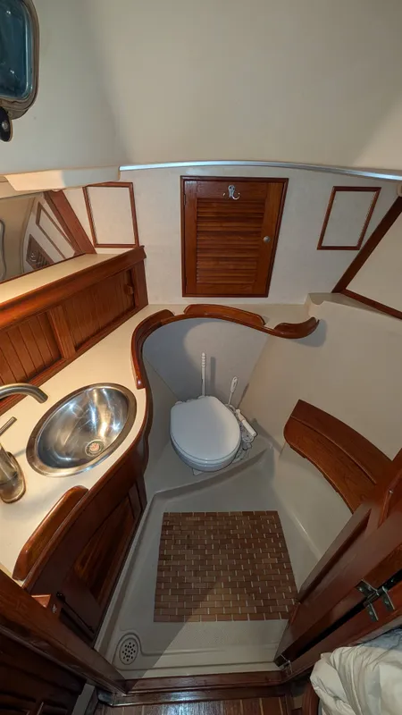 1998 Island Packet 40