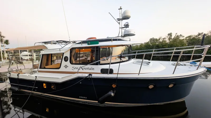 2017 Ranger Tugs R-29 S