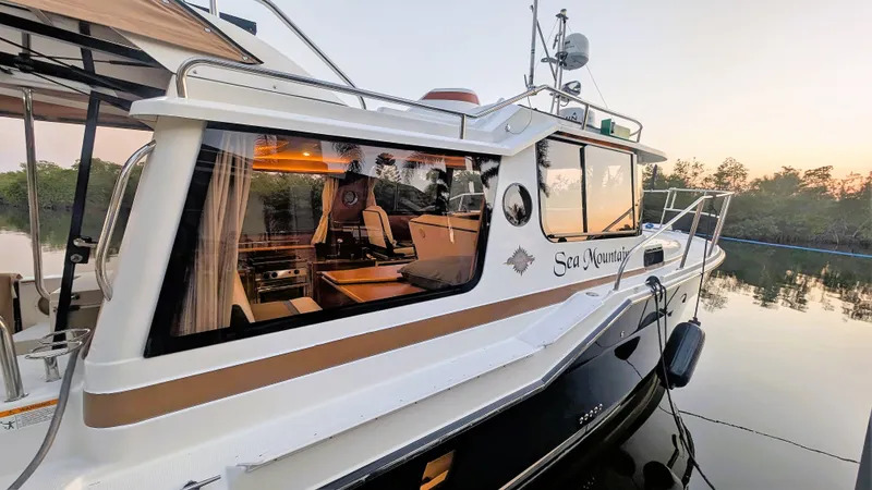 2017 Ranger Tugs R-29 S