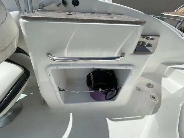 2013 Hurricane 24 Sundeck