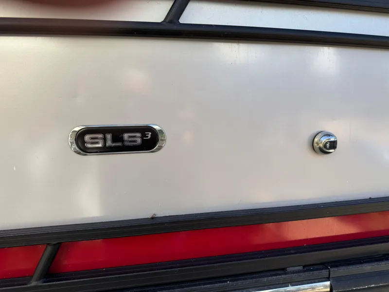 2022 Starcraft Smoker SLS 3Q