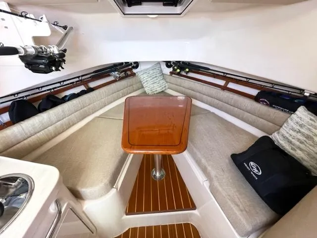 2017 Grady-White Marlin 300