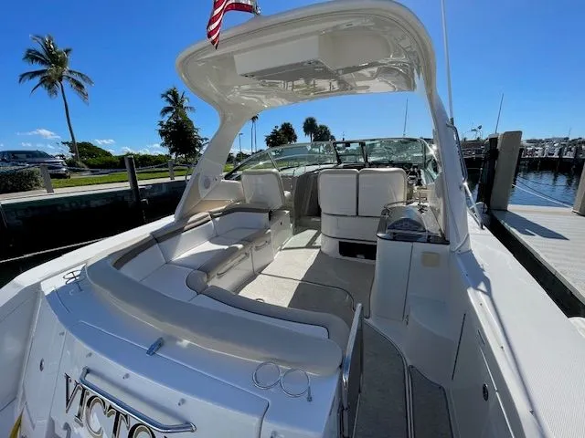 2012 Sea Ray Sundancer 370