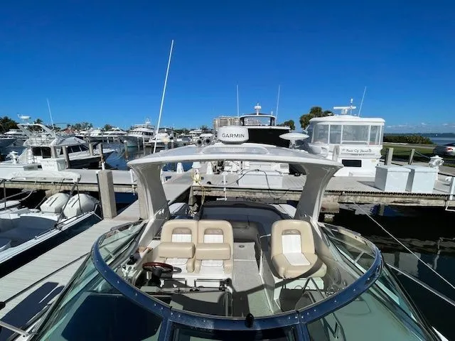 2012 Sea Ray Sundancer 370