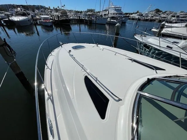 2012 Sea Ray Sundancer 370