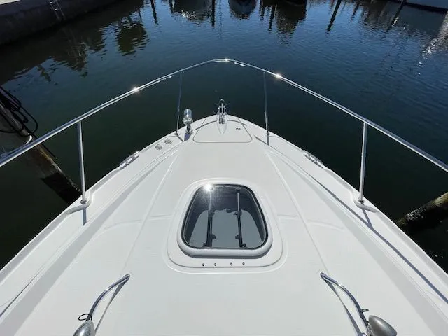 2012 Sea Ray Sundancer 370