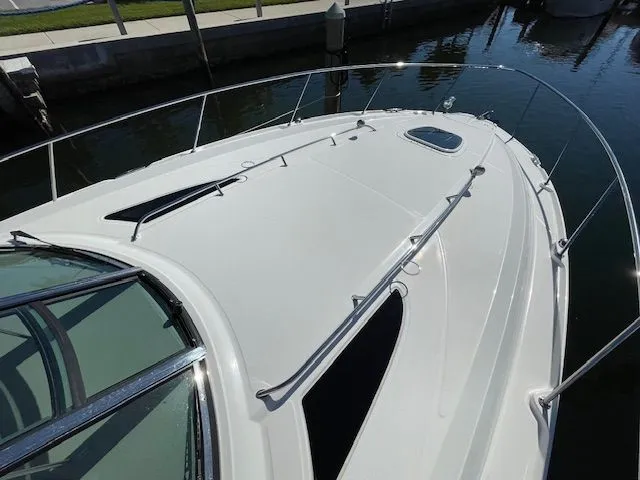 2012 Sea Ray Sundancer 370