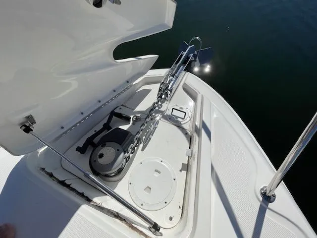2012 Sea Ray Sundancer 370
