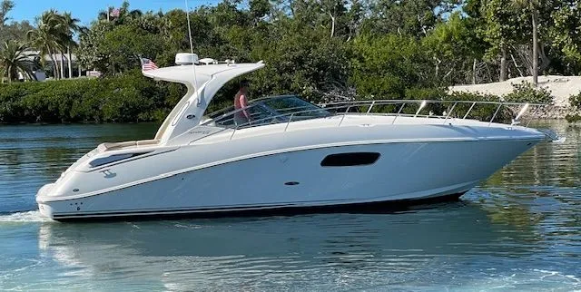 2012 Sea Ray Sundancer 370