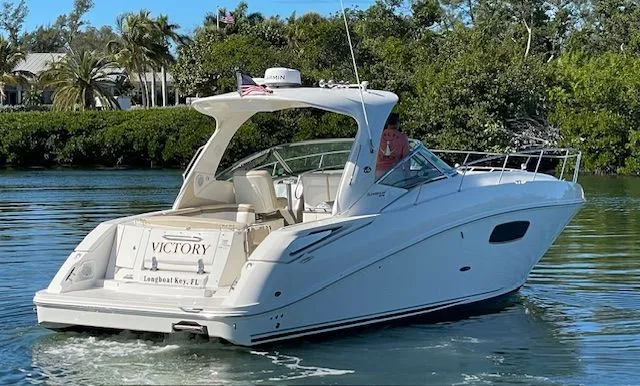 2012 Sea Ray Sundancer 370