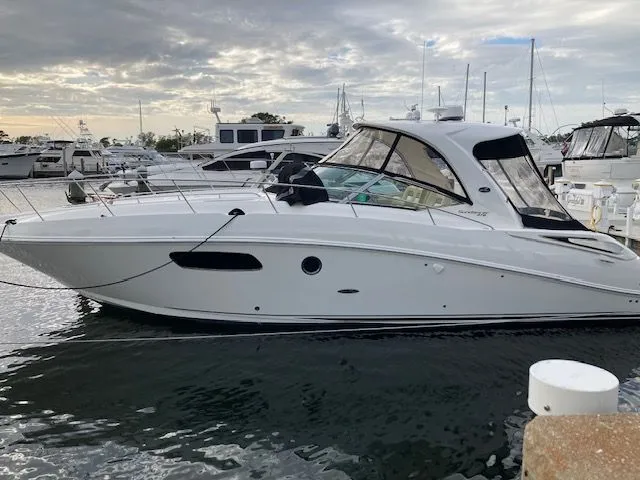 2012 Sea Ray Sundancer 370
