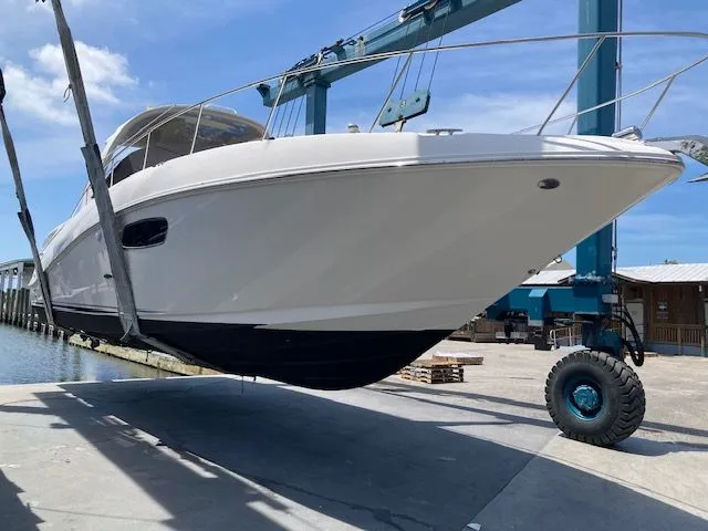 2012 Sea Ray Sundancer 370