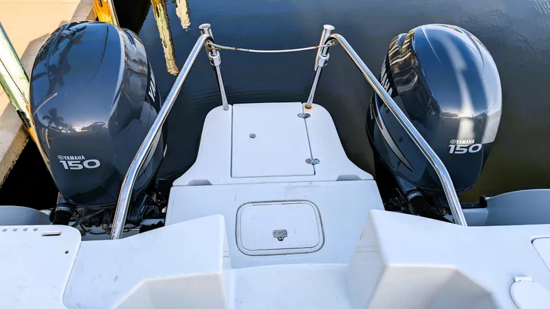 2008 Glacier Bay 2670 Isle Runner