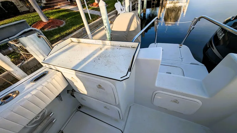 2008 Glacier Bay 2670 Isle Runner