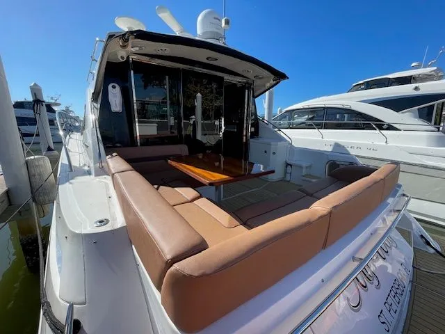 2016 Sea Ray 510 DA yacht with spacious cockpit area.
