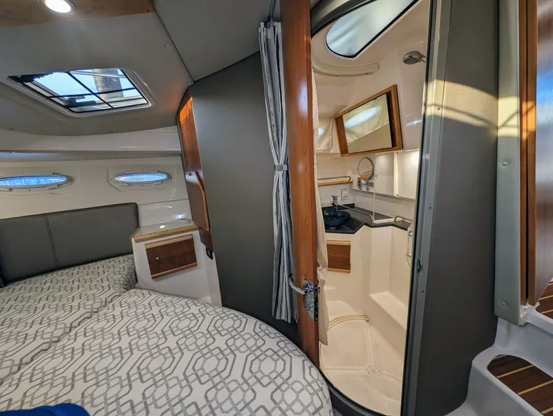 2022 Cutwater C-32 Coupe LE