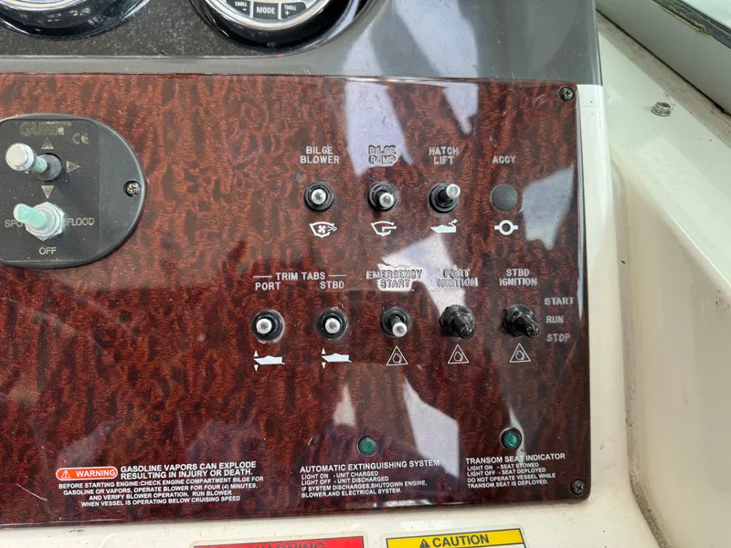 2010 Sea Ray Sundancer 310