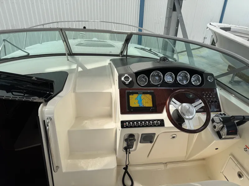2010 Sea Ray Sundancer 310