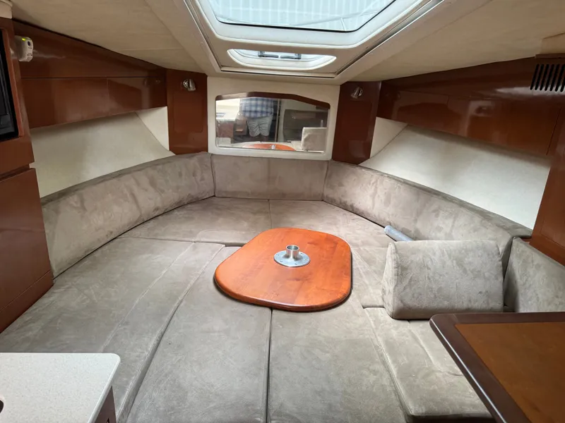 2010 Sea Ray Sundancer 310