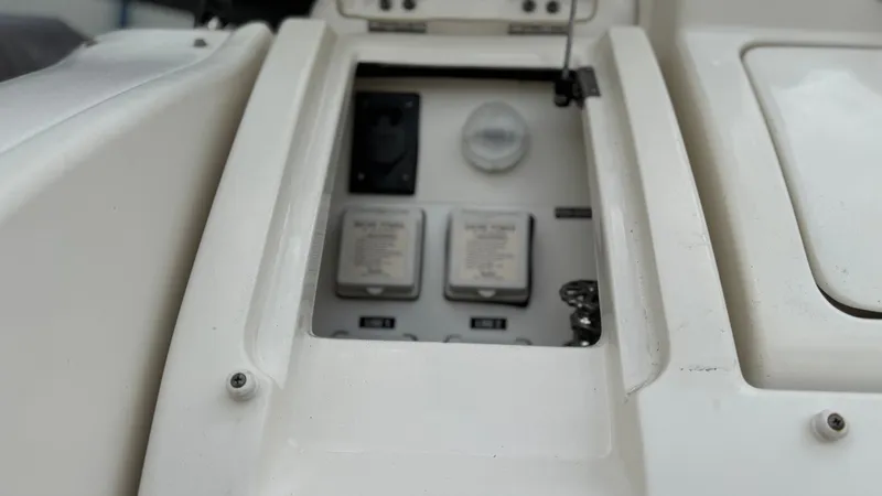 2010 Sea Ray Sundancer 310