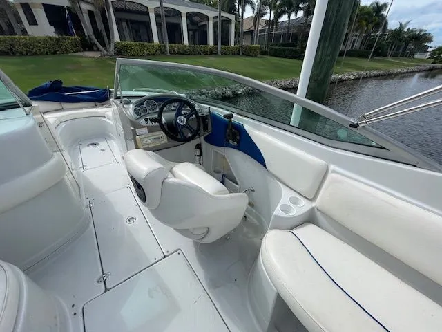 2005 Crownline 262 EX