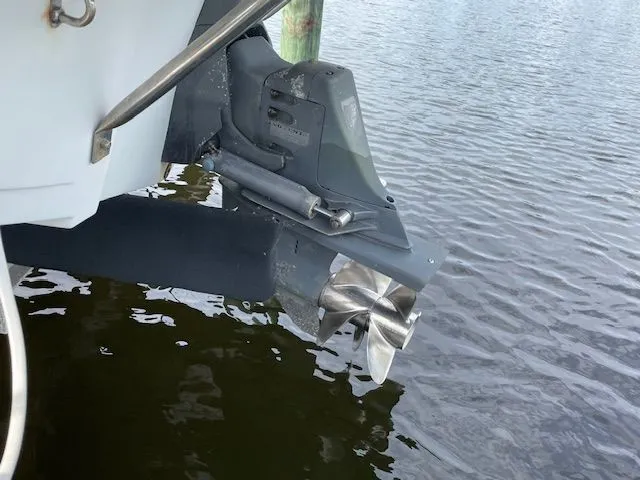 2005 Crownline 262 EX