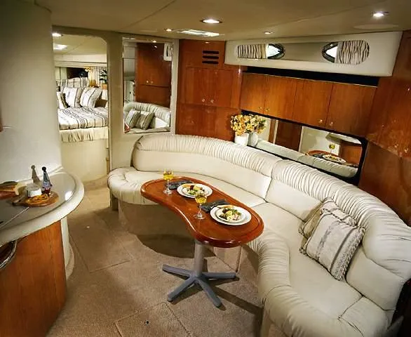 2000 Sea Ray 380 Sundancer