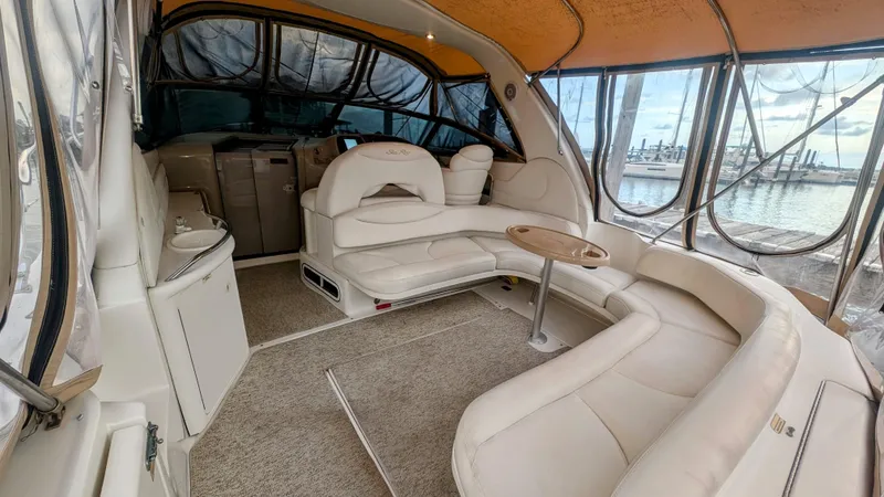 2000 Sea Ray 380 Sundancer